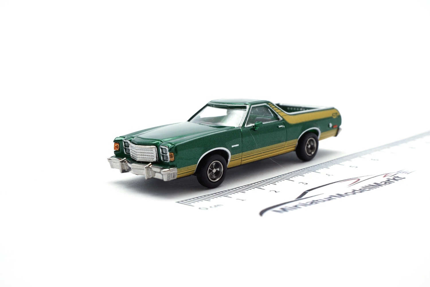 Brekina BRE18226 Ford Ranchero GT - grün (Metallic) 1:87