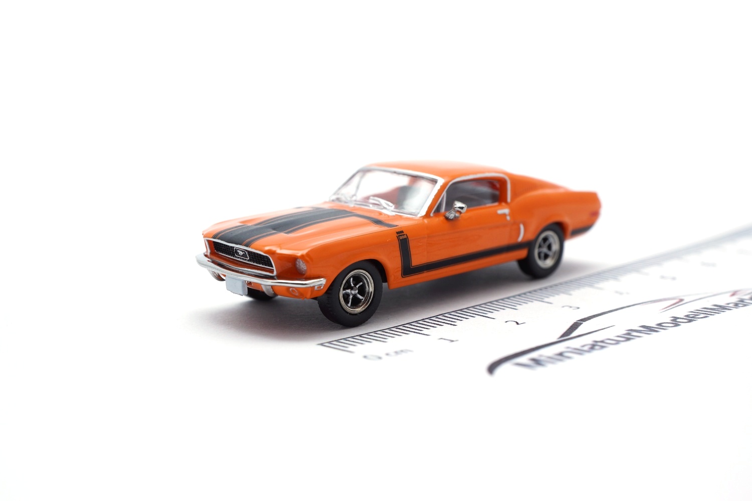 Brekina BRE19616 Ford Mustang - orange 1:87