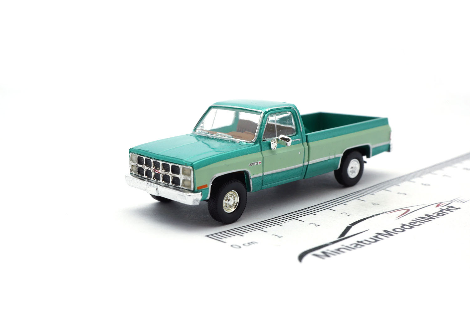 Brekina 19650 GMC Sierra Grande - grün (Metallic) - hellgrün 1:87