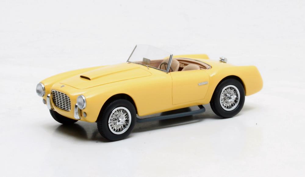 Matrix Scale Models 41802-012 Siata 208S Motto Spider yellow 1953 1:43