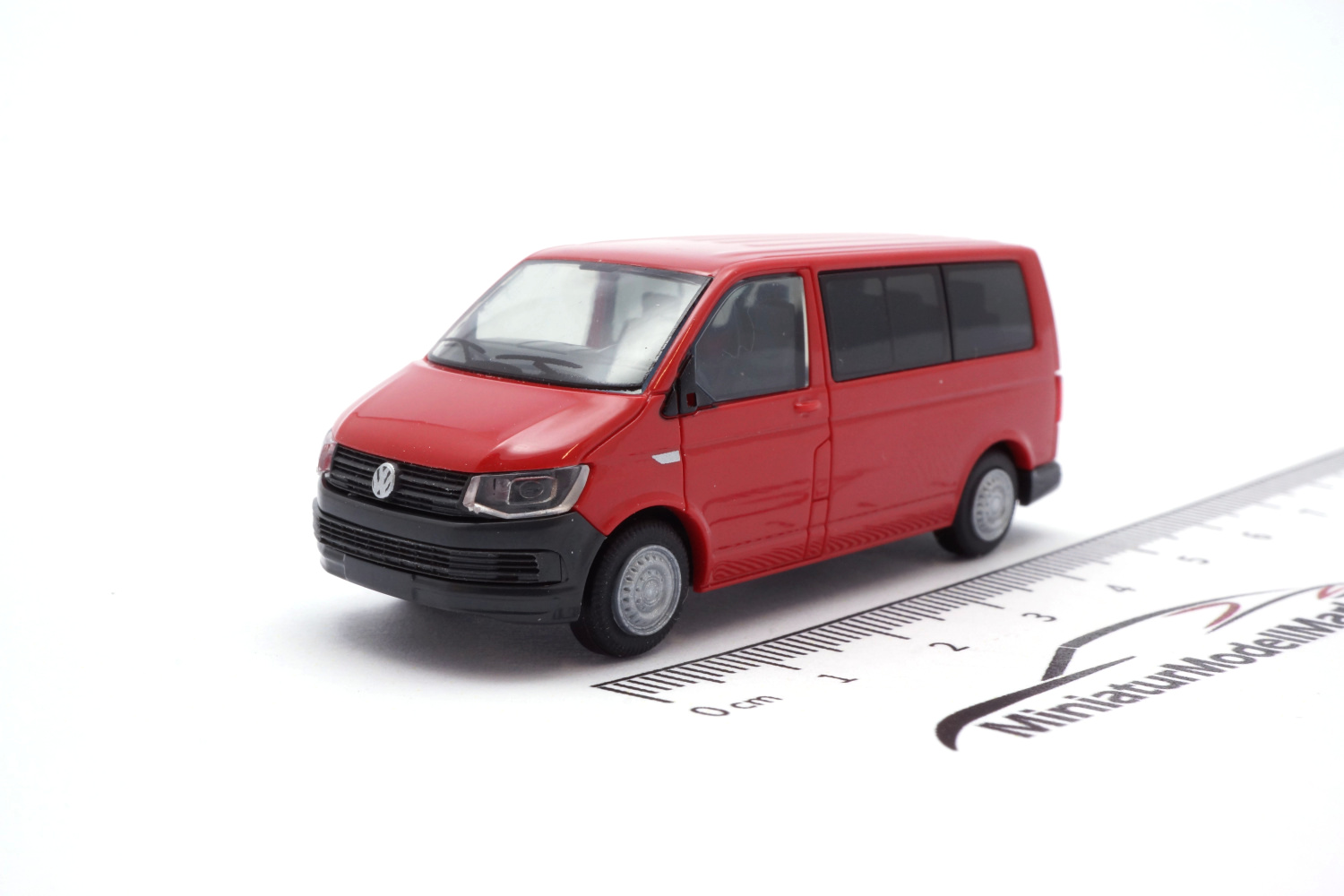 Rietze 11684 Volkswagen T6 Bus KR kirschrot, 1:87 1:87