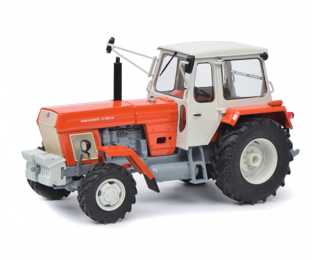 Schuco 450775100 Fortschritt ZT 303, rot 1:32 1:32