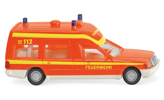Wiking 060701 Feuerwehr - Krankenwagen (MB Binz) - tagesleuchtrot 1:87