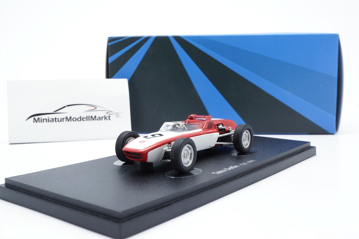 Avenue43 60129 Tatra Delfin #9 rot-weiß/ red-white 1:43