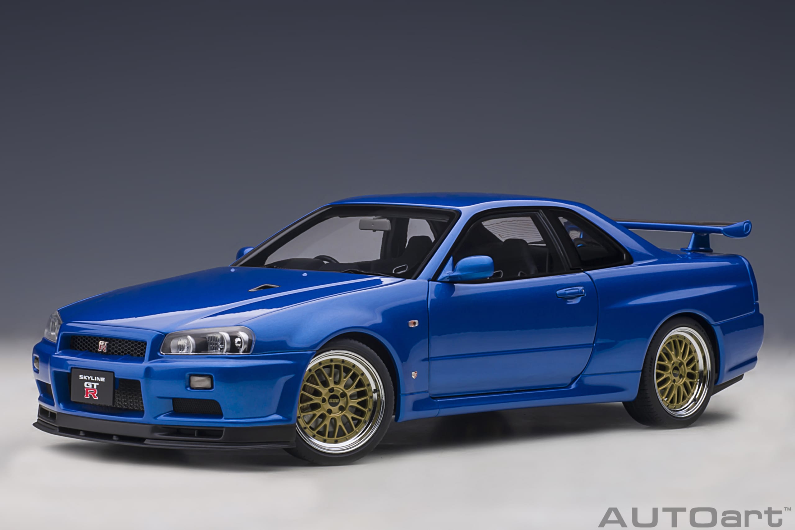 Autoart 77409 Nissan Skyline GT-R (R34) V-Spec II with BBS LM wheels 1:18