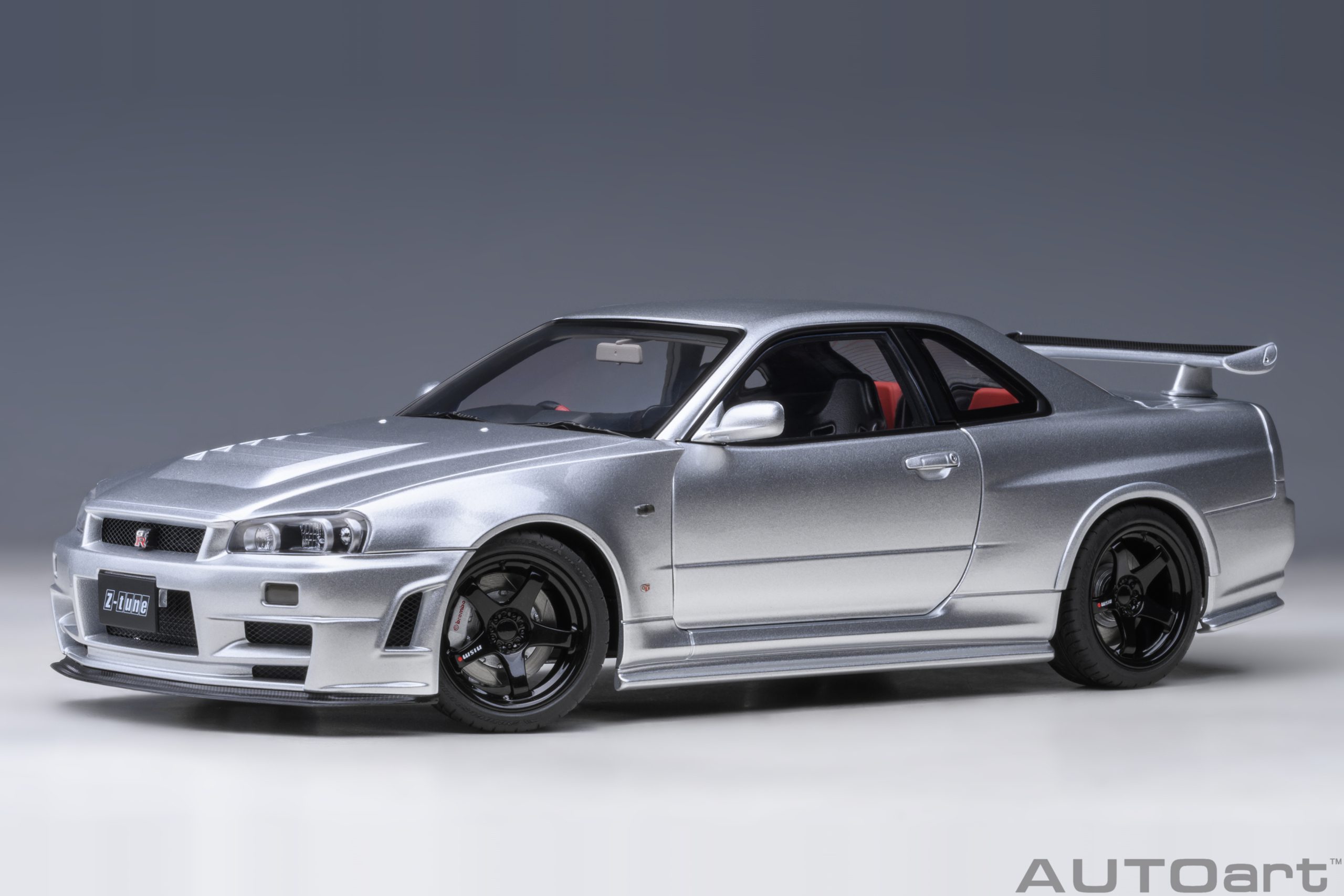 AutoArt 77461 Nissan Skyline GT-R (R34) Z-tune - Silber 1:18