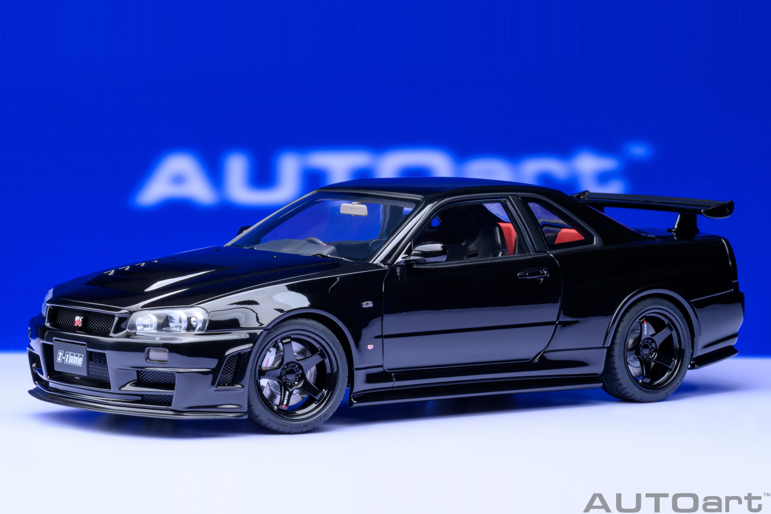 AutoArt 77463 Nissan Skyline GT-R (R34) Z-tune - Black Pearl 1:18