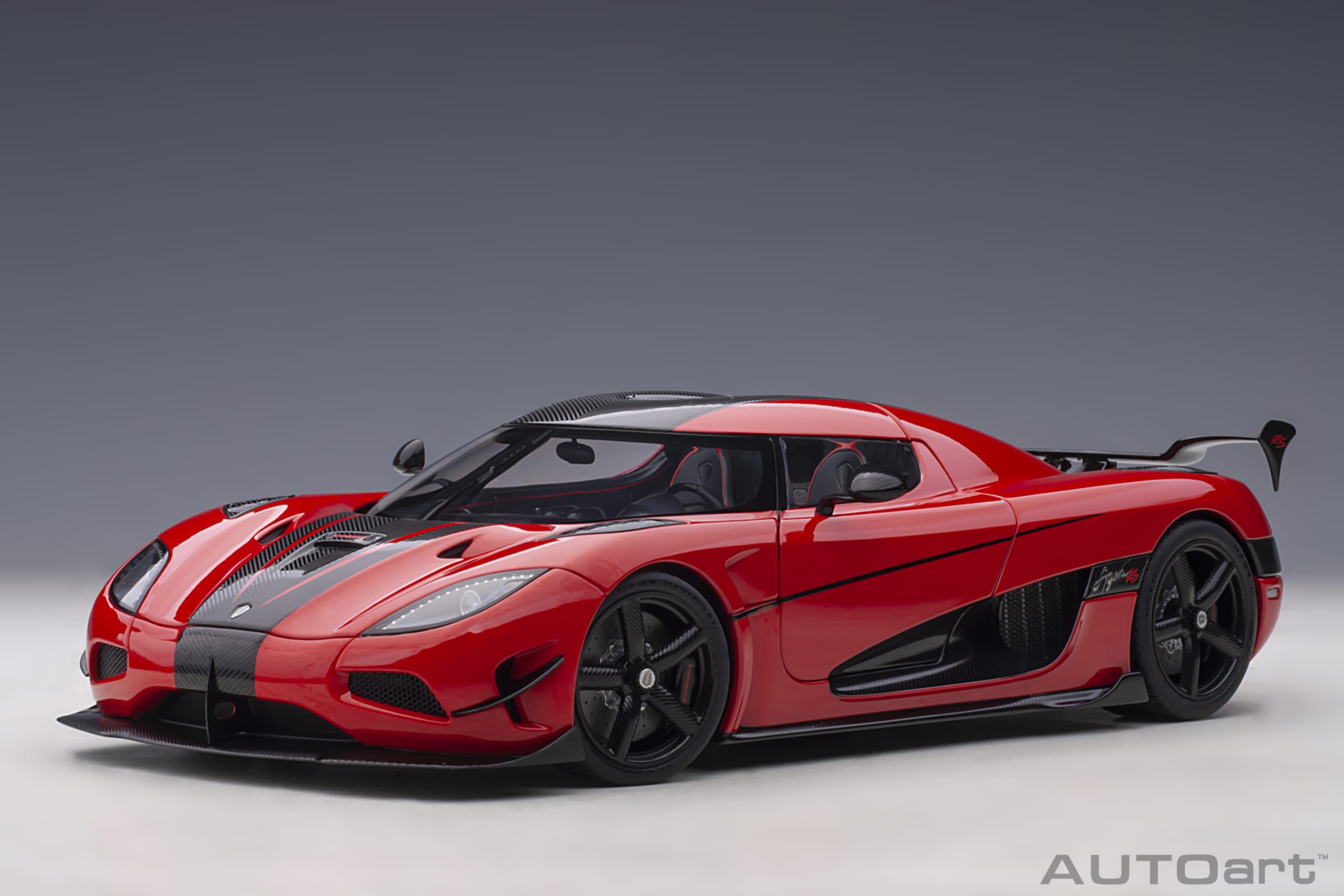 Autoart 79022 Koenigsegg Agera RS - Chilli Red / Carbon 1:18