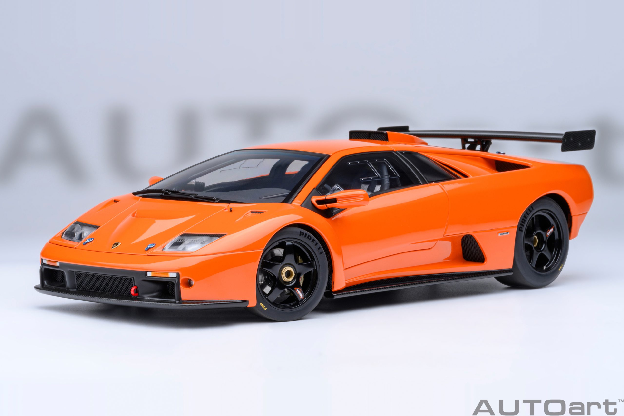 Autoart 79139 Lamborghini Diablo GTR - Arancio Ishtar 1:18