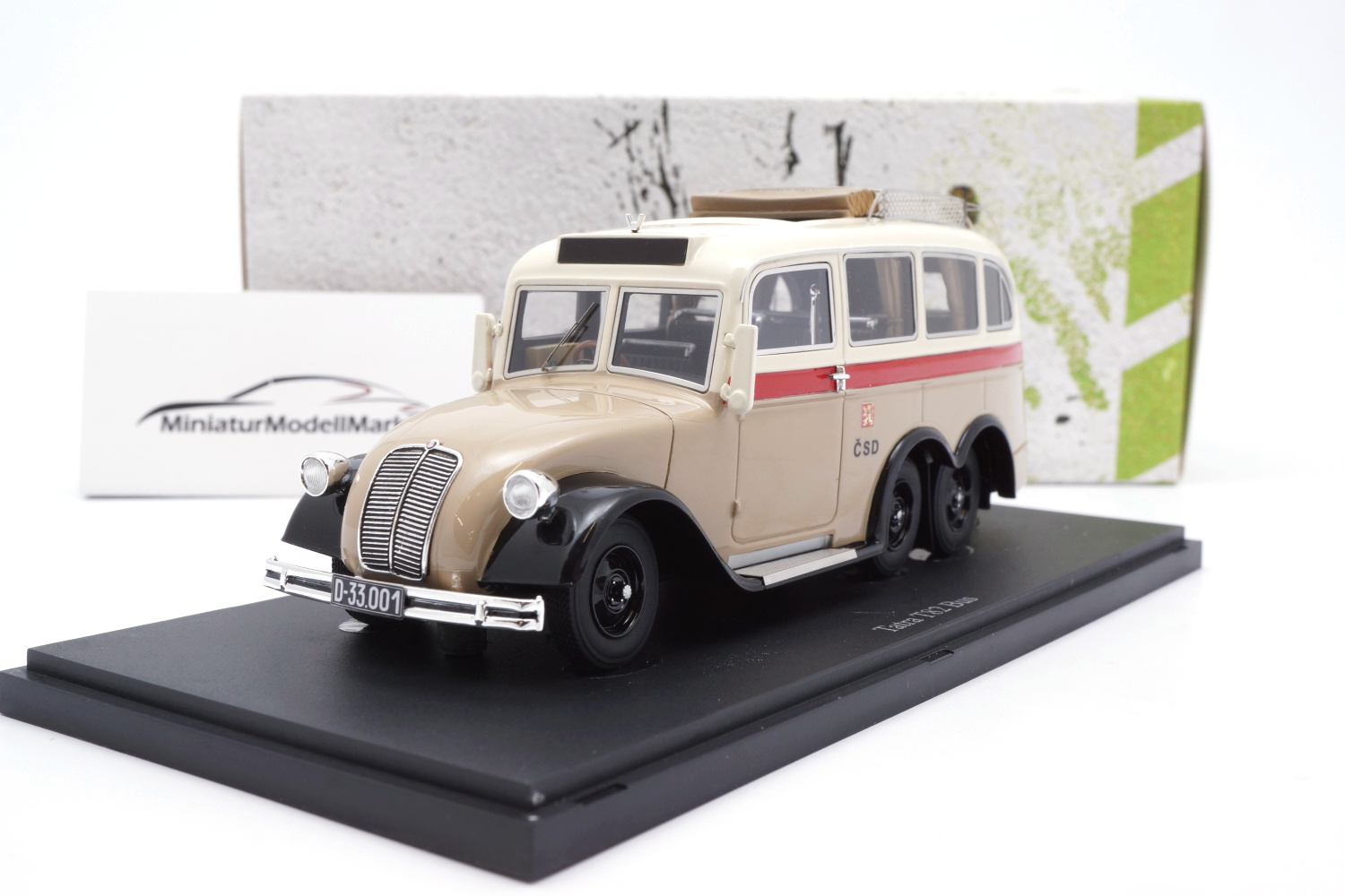 Autocult 10011 Tatra T82 Bus - beige-weiß 1:43