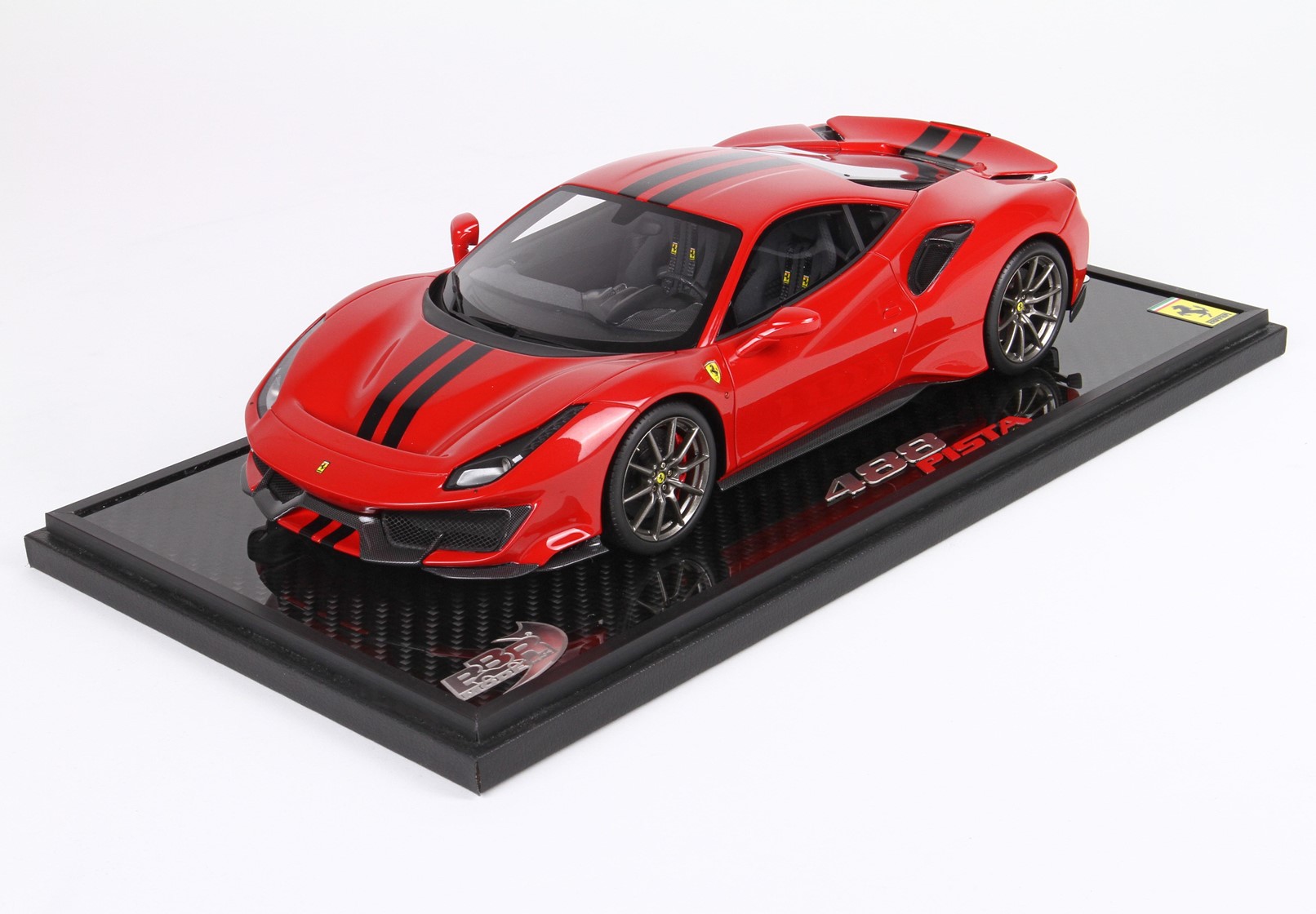 BBR P18145CFW Ferrari 488 Pista - Metallic Rosso Corsa 322 1:18