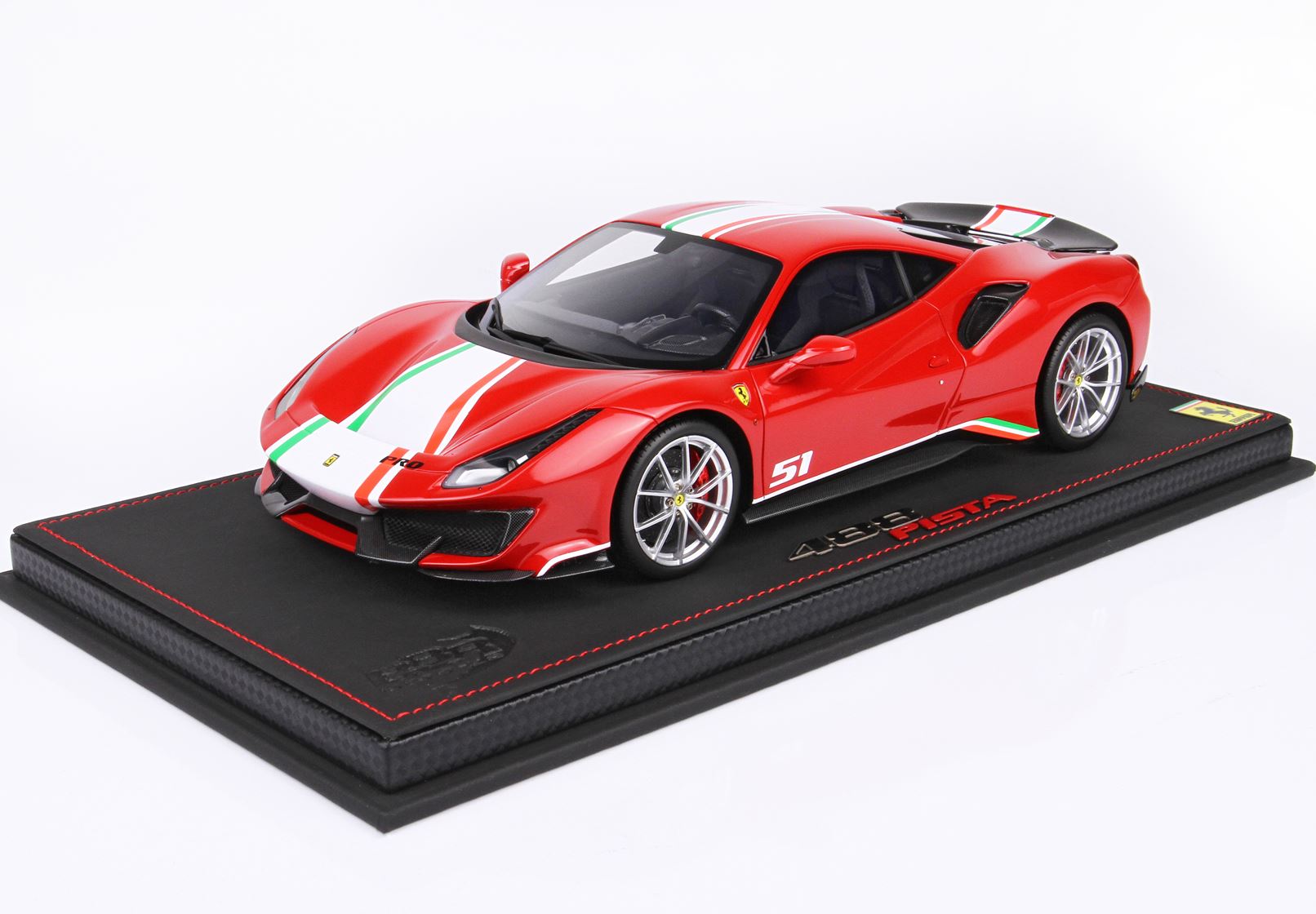 BBR P18160A Ferrari 488 Pista Piloti Ferrari - Rosso Corsa 322 1:18