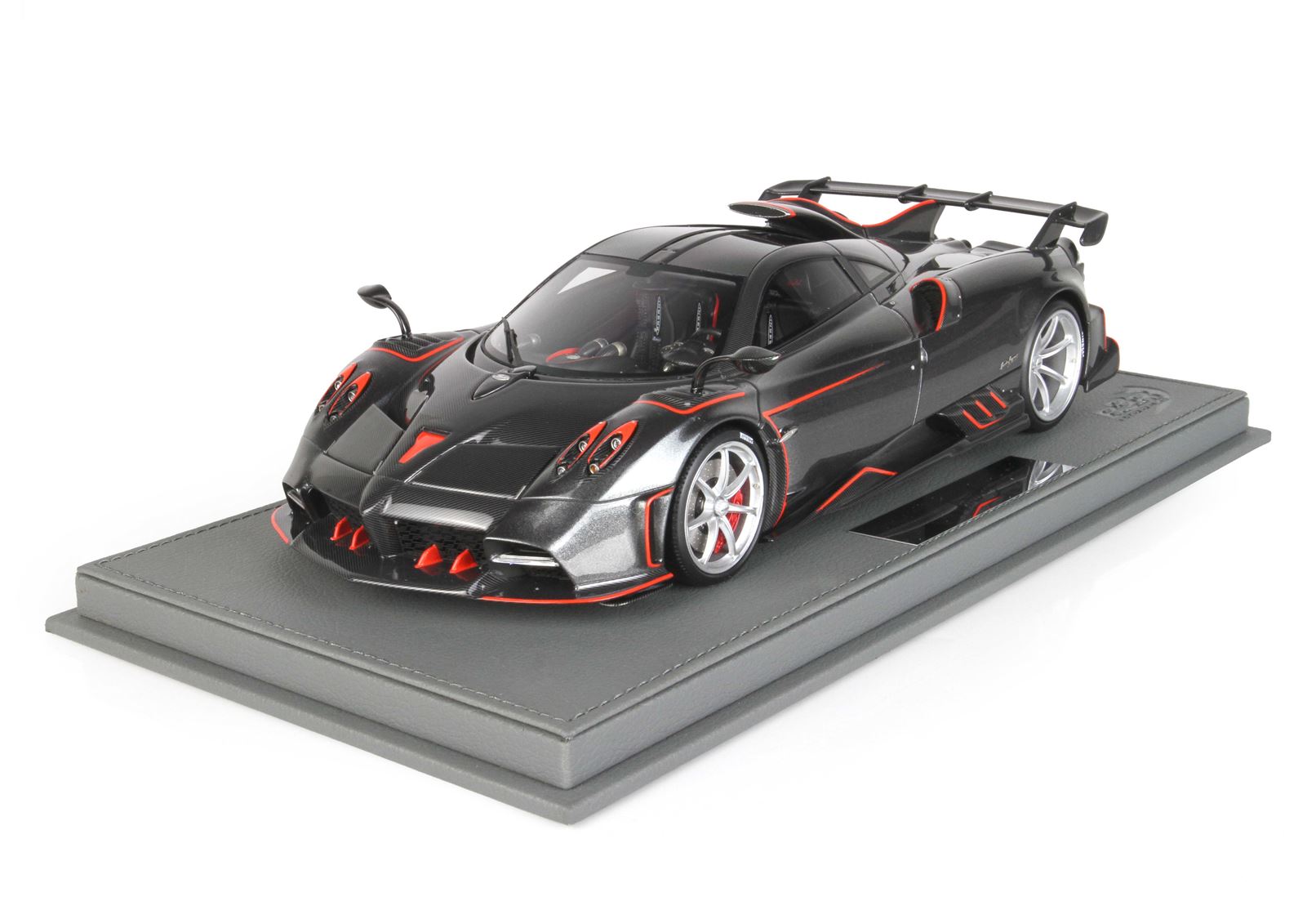 BBR P18192C Pagani Imola 2020  - Metallic Dark Grey (inkl. Vitrine) 1:18