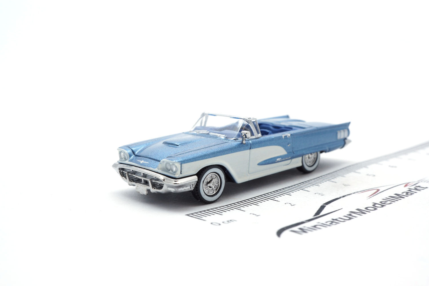 Brekina 18204 Ford Thunderbird Cabriolet - blau (Metallic) 1:87
