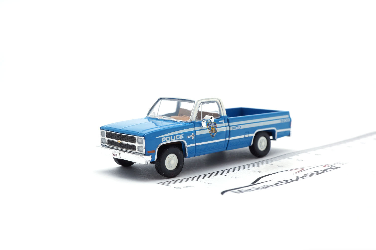 Brekina BRE19654 Chevrolet C 10 - NYPD 1:87