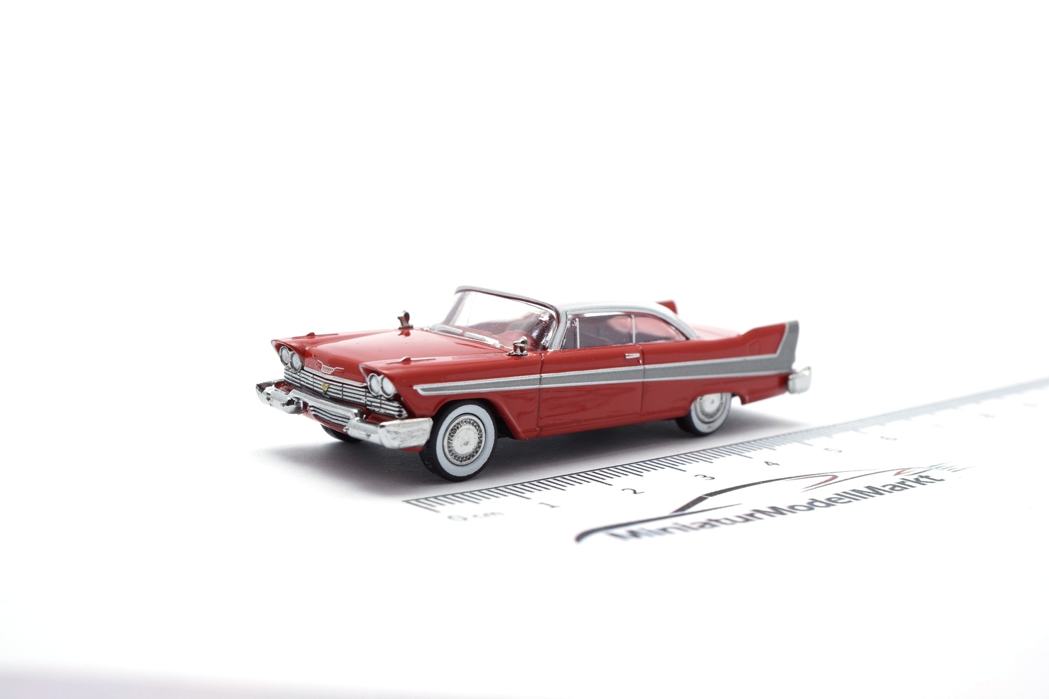 Brekina 19675 Plymouth Fury - rot - weiss 1:87