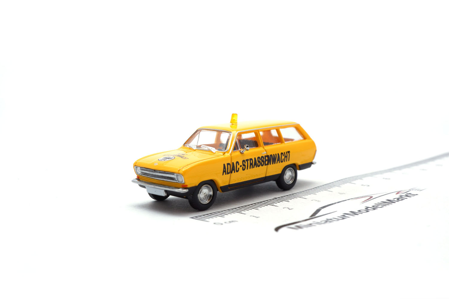 Brekina BRE20437 Opel Kadett B Caravan - ADAC-Strassenwacht 1:87