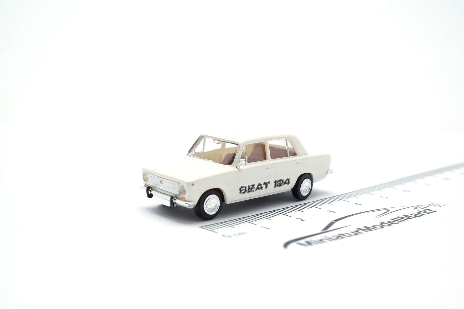 Brekina 22419 Seat 124 - weiss 1:87