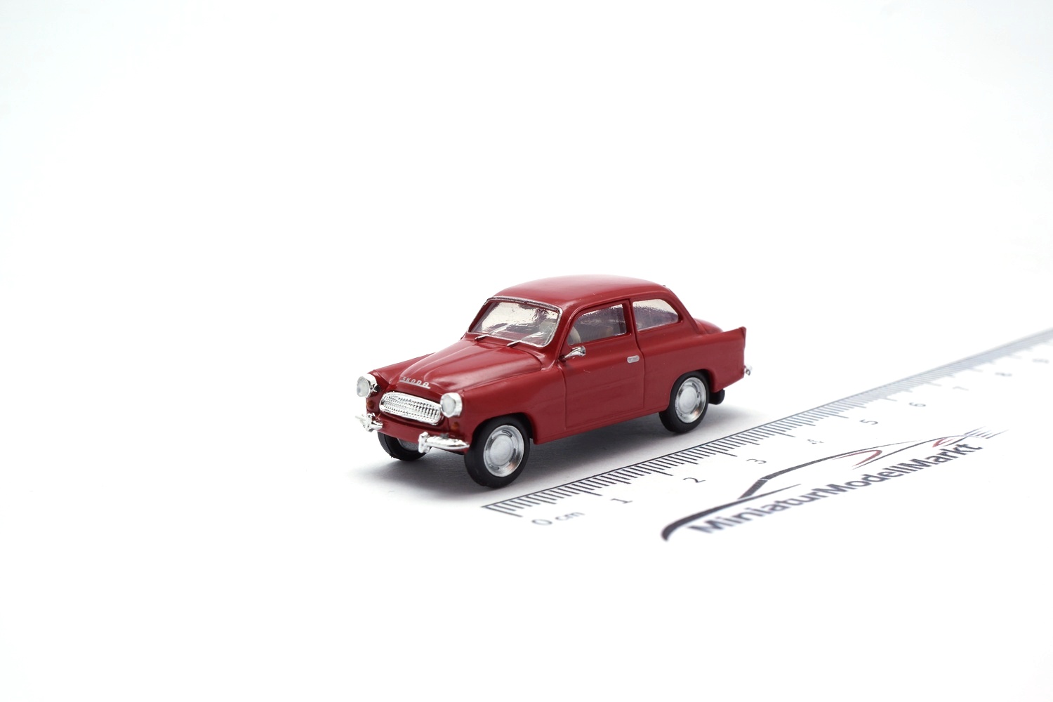 Brekina 27450 Skoda Octavia - rot - 1960 1:87