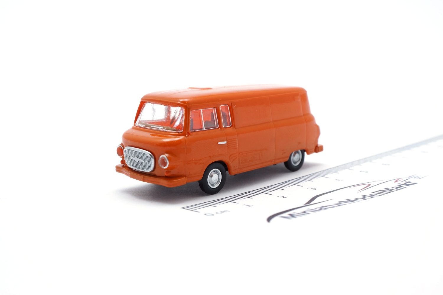 Brekina BRE30124 Barkas B 1000 Kasten - dunkelorange 1:87