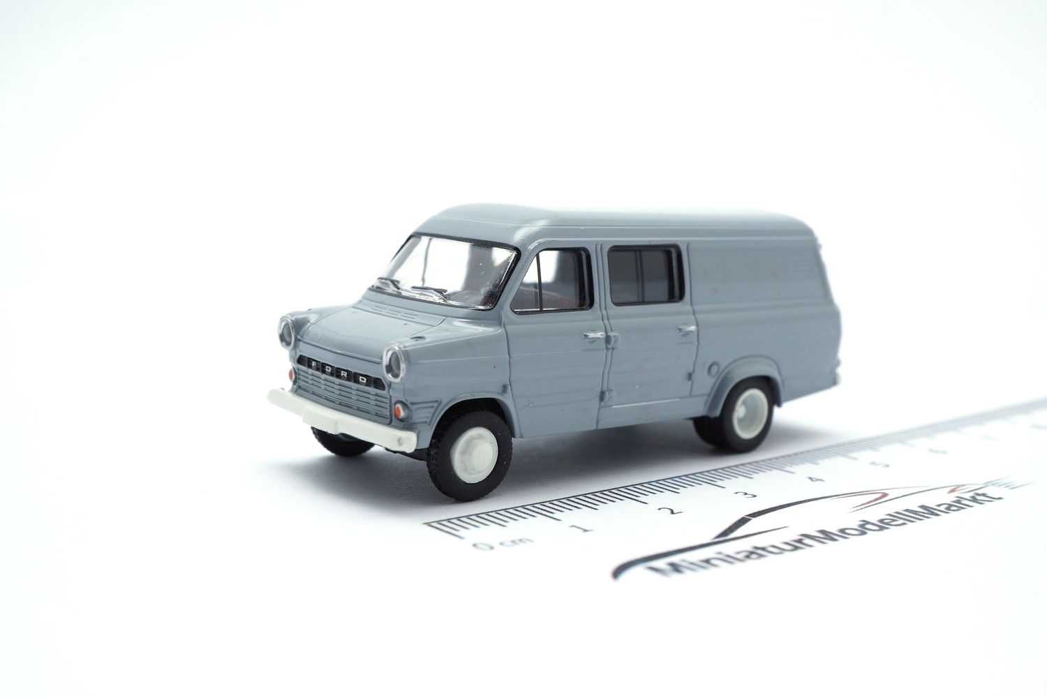 Brekina BRE34170 Ford Transit - grau 1:87
