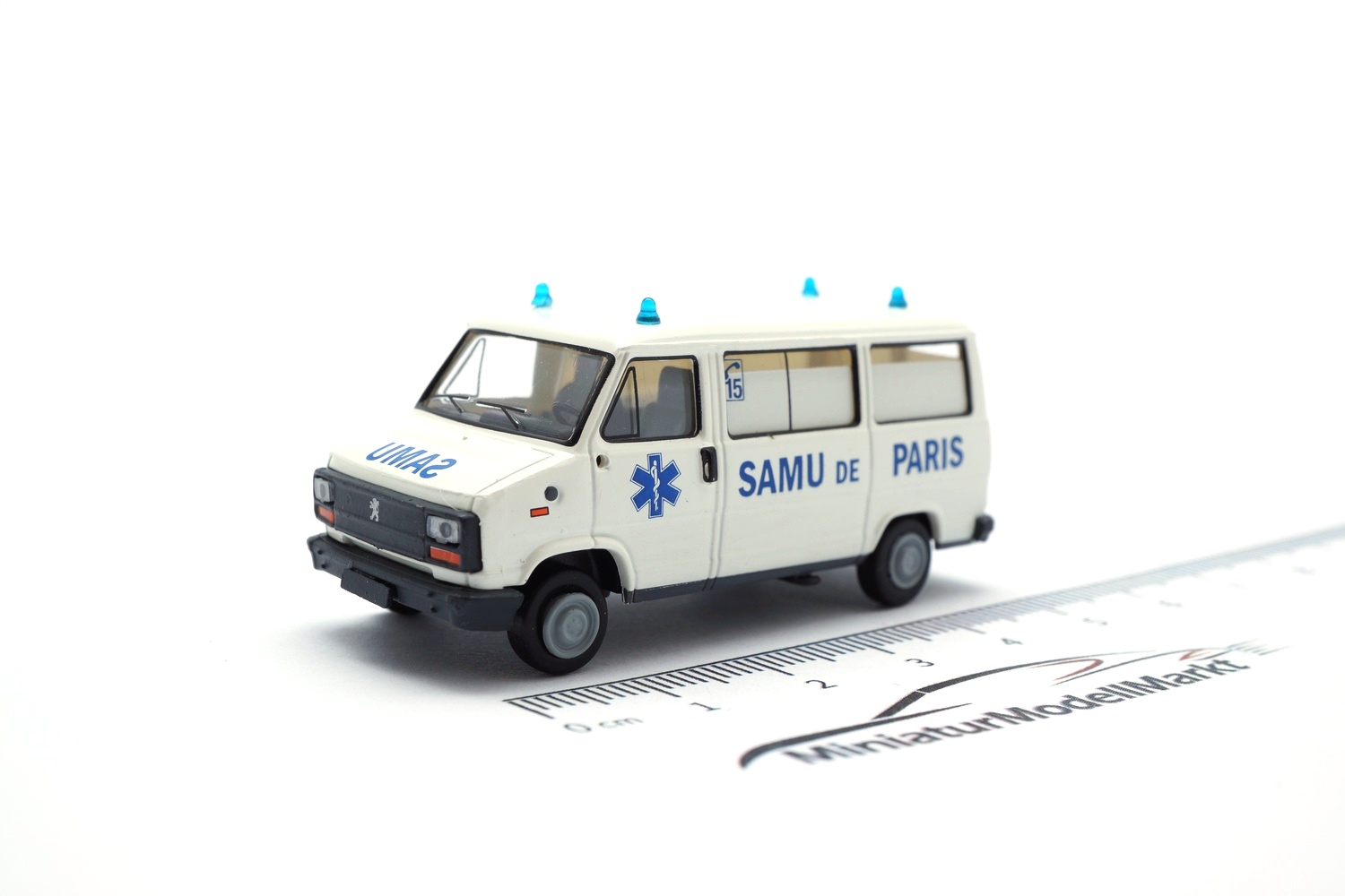 Brekina BRE34915 Peugeot J5 Bus - Samu de Paris (FR) 1:87