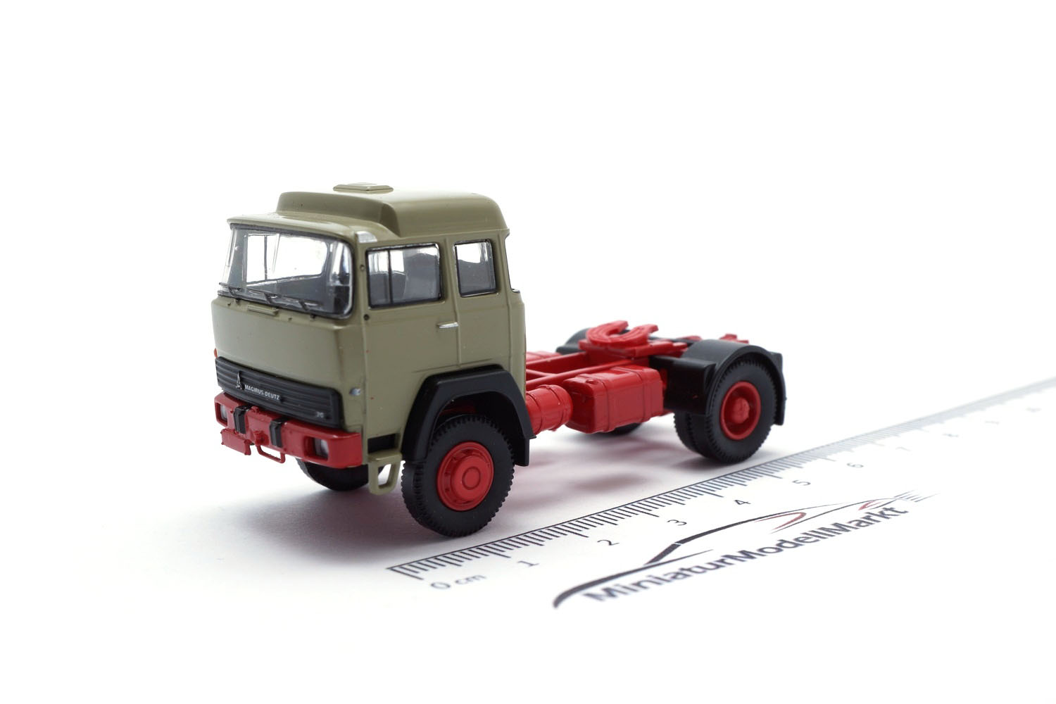 Brekina 83280 Magirus 310 D 16 SZM - grau/rot - 1974 - DEFEKT 1:87