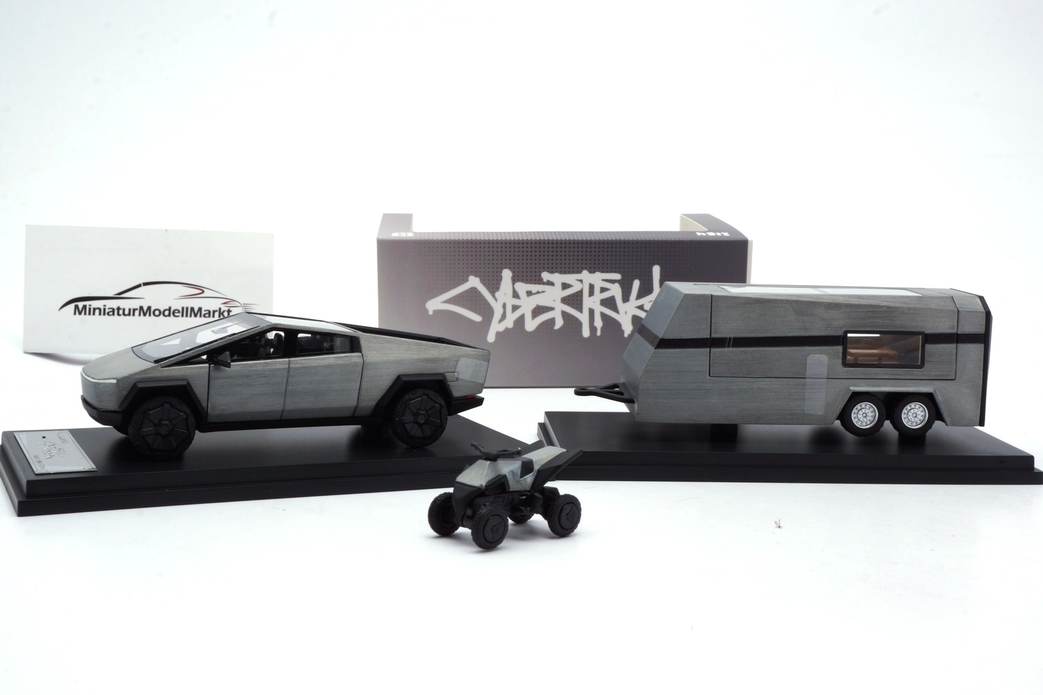 DM Model DMM01-TR Tesla Cybertruck mit Trailer und Quad 1:64