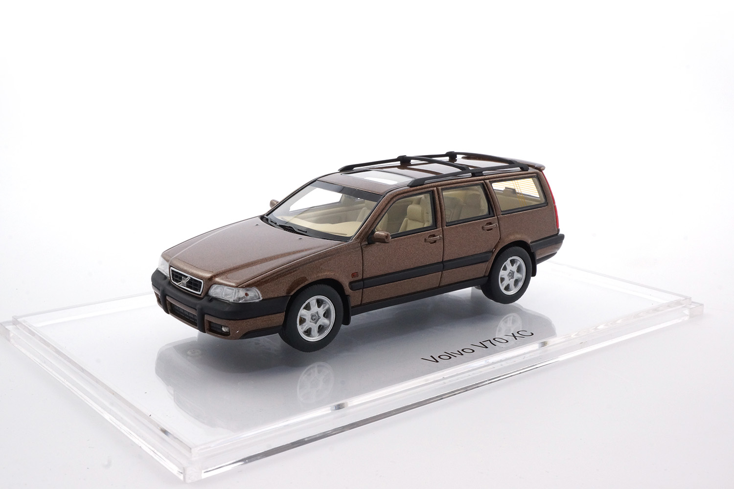 Volvo 1 43