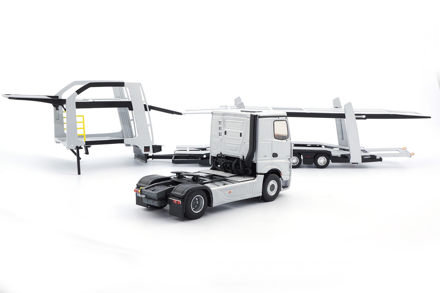 Herpa Mercedes-Benz Actros L Autotransporter-Hängerzug ADAC 156837