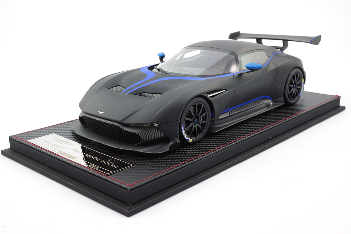 FrontiArt AS012-05 Aston Martin Vulcan -  matt black / blue 1:18