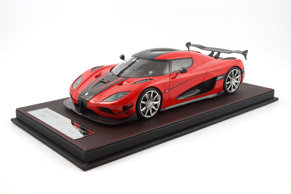 FrontiArt F042-06 Koenigsegg Agera RS - Rot 1:18
