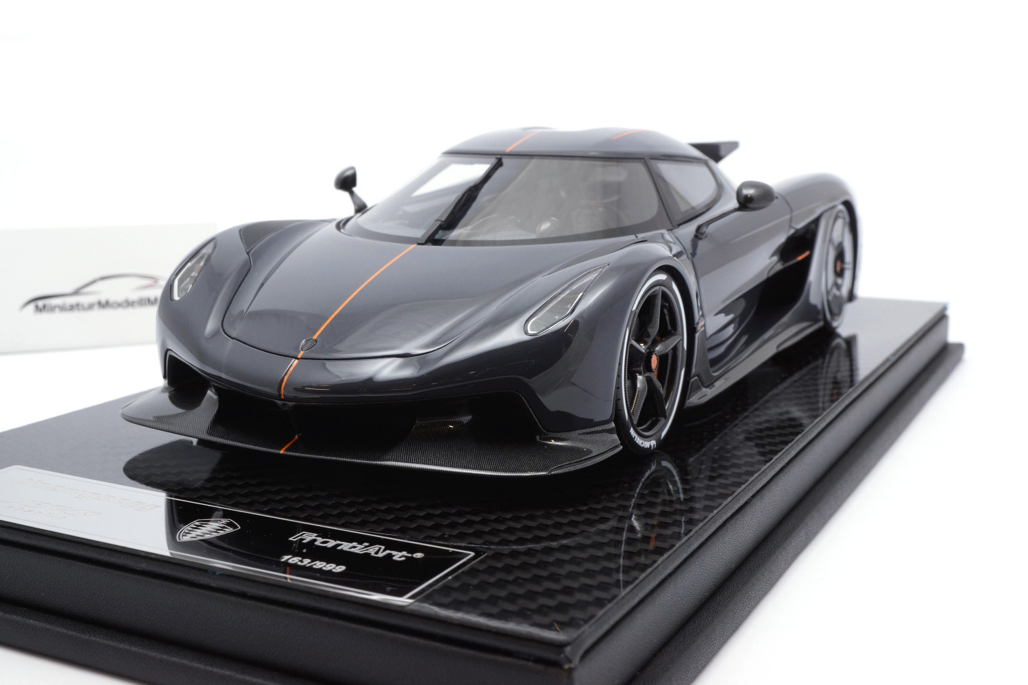 FrontiArt F075-169 Koenigsegg Jesko Absolut - Anthracite 1:18