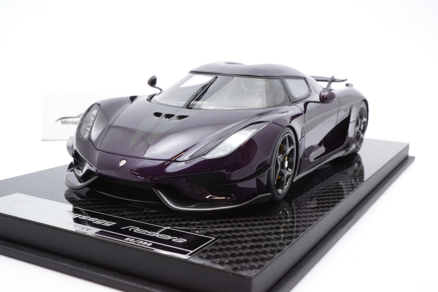 FrontiArt F079-163 Koenigsegg Regera - Carbon Purple 1:18