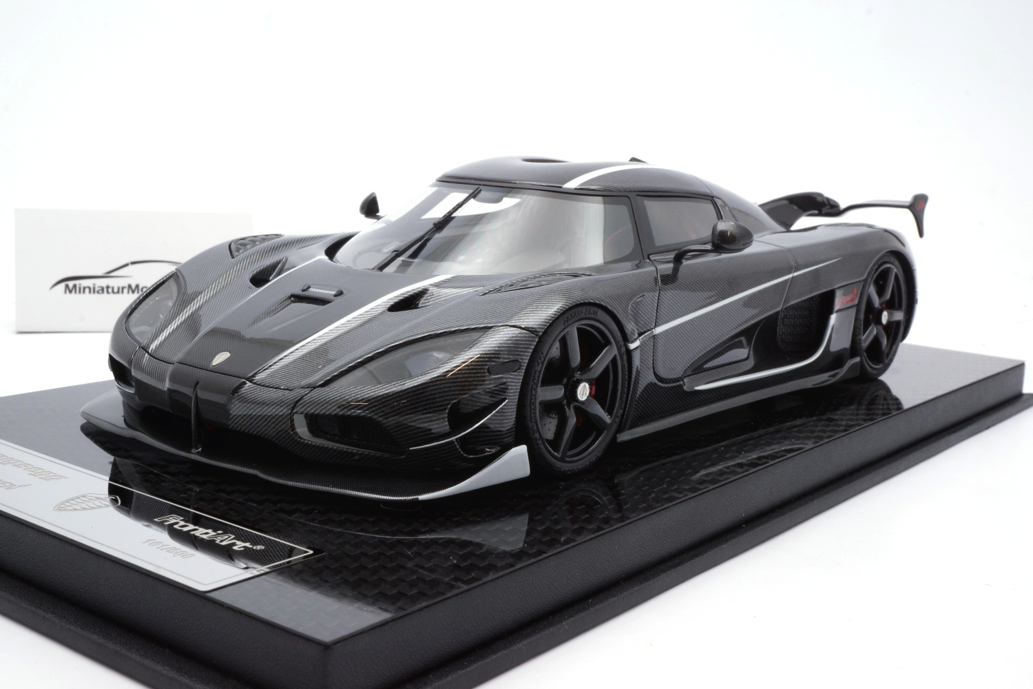 FrontiArt F081-132 Koenigsegg Agera RS - Draken - Carbon Black 1:18