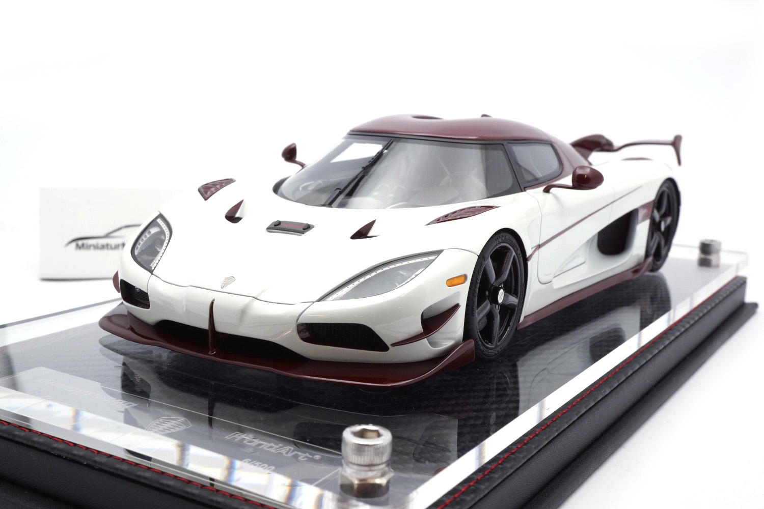 FrontiArt F084-29 Koenigsegg Agera RS - Pearl White 1:18