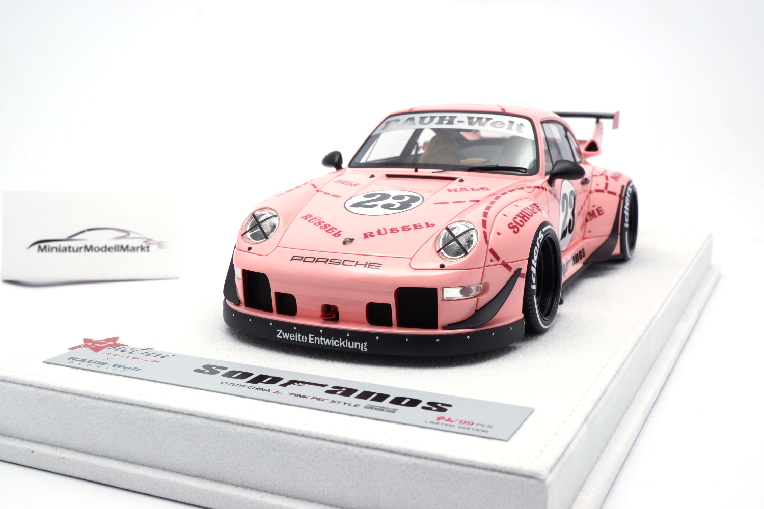 FuelMe FM18001LM-RWB993-02A Porsche 911 (993) RWB - Sopranos Pink Pig 1:18