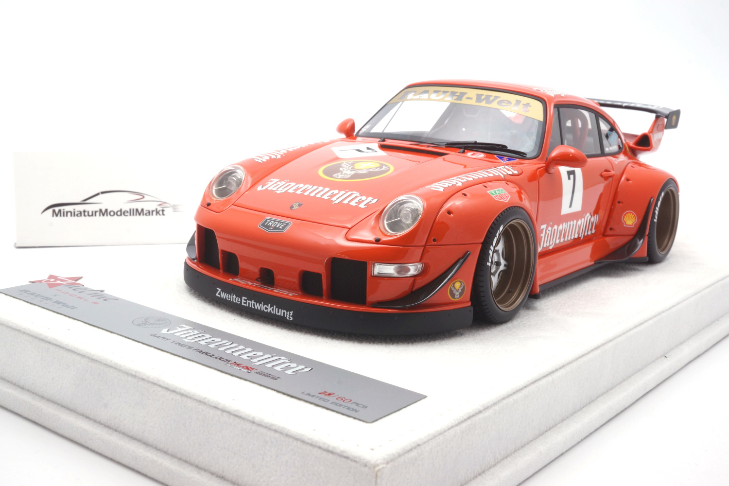 FuelMe FM18002LM-RWB993-04 Porsche 911 (993) RWB - Jägermeister 1:18