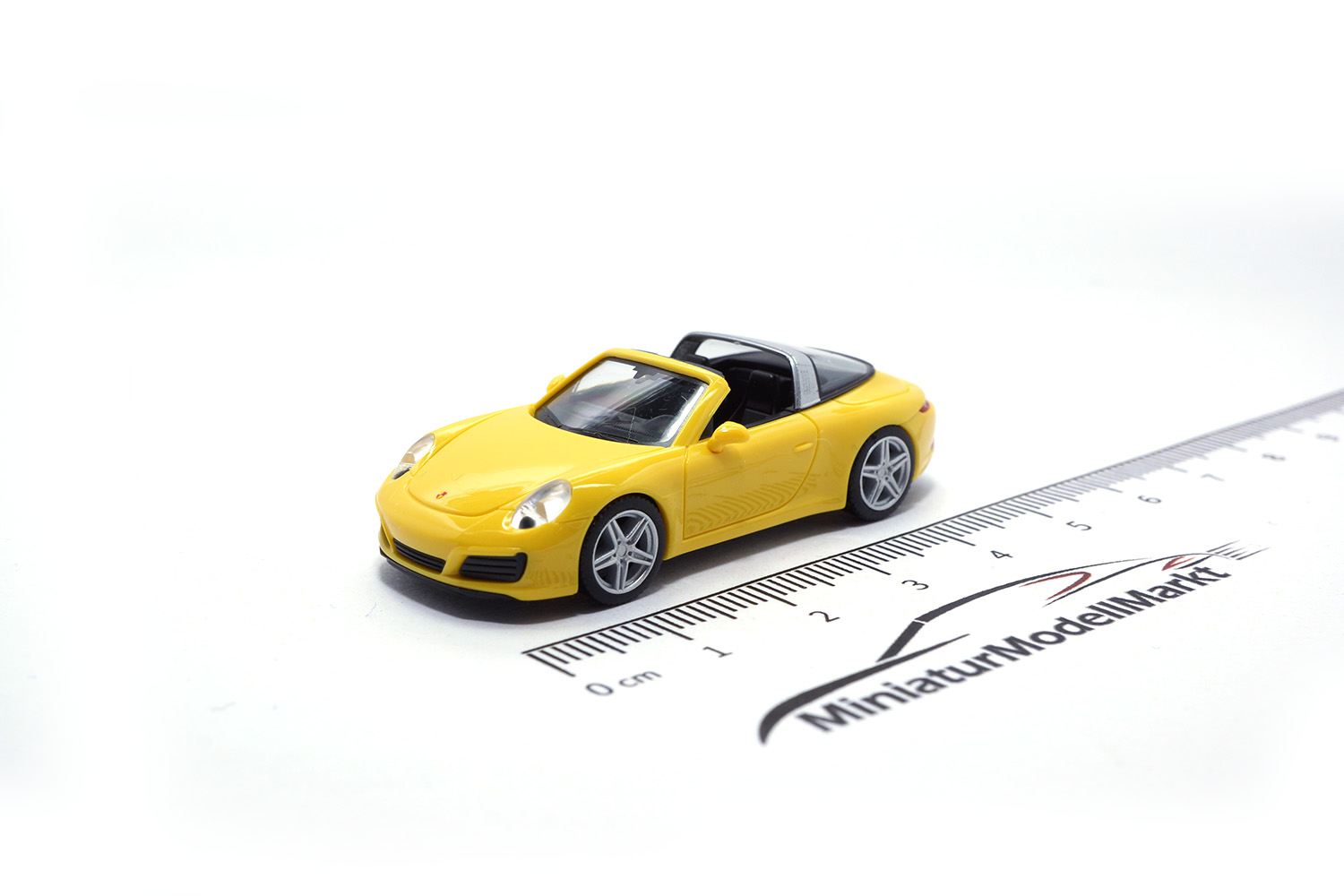 Austin Mini Herpa Porsche 911 Targa Bleu Pastel – Maquette Voiture Échelle 1:87, Modèle Collection Allemand De Qualité, Pièce Miniature Détaillée Austin Mini Herpa Porsche 911 Targa Bleu Pastel – Maquette Voiture Échelle 1:87, Modèle Collection Allemand De Qualité, Pièce Miniature Détaillée