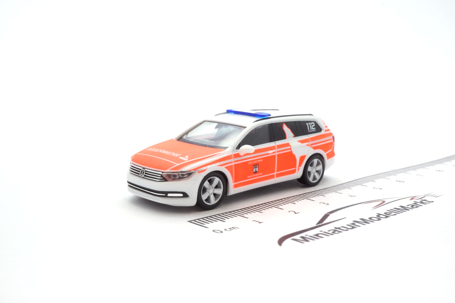 Herpa 096751 Volkswagen Passat Variant Feuerwehr Wolfsburg 1:87