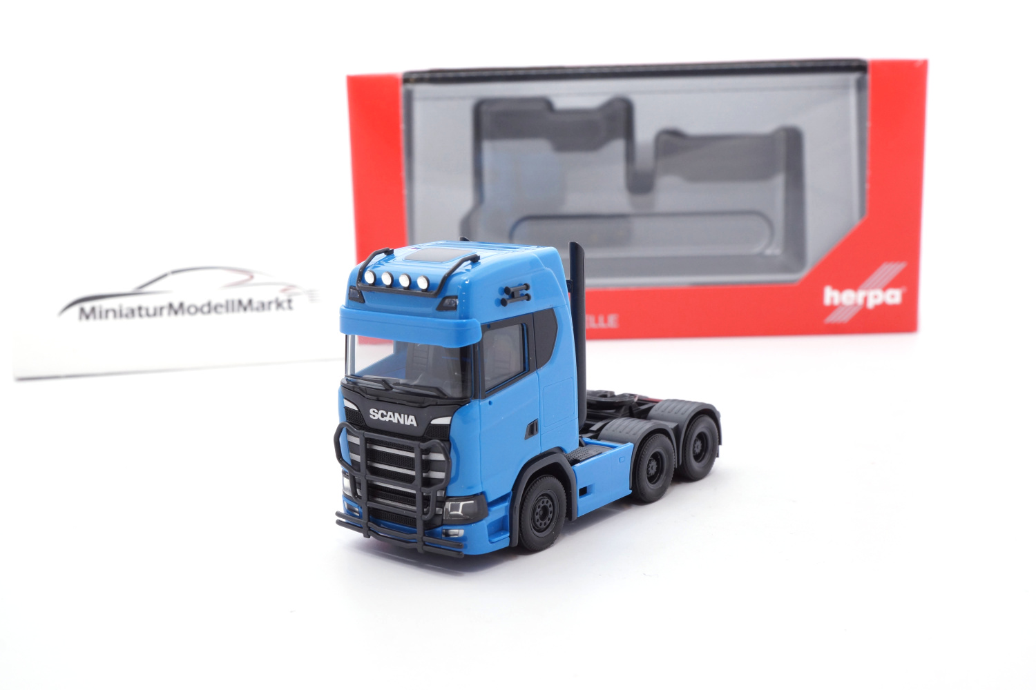 Herpa 314053-004 Scania CS 20 6x4 Zugmaschine - himmelblau 1:87
