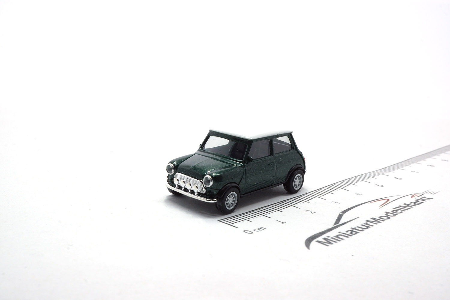 Herpa 430753 Mini Cooper mit Zusatzscheinwerfern 1:87