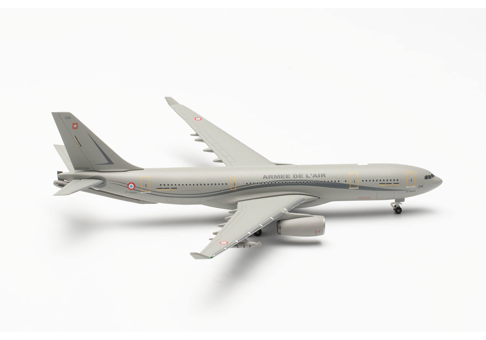 Herpa 536677 French Air Force Airbus A330 MRTT Phénix 1:500