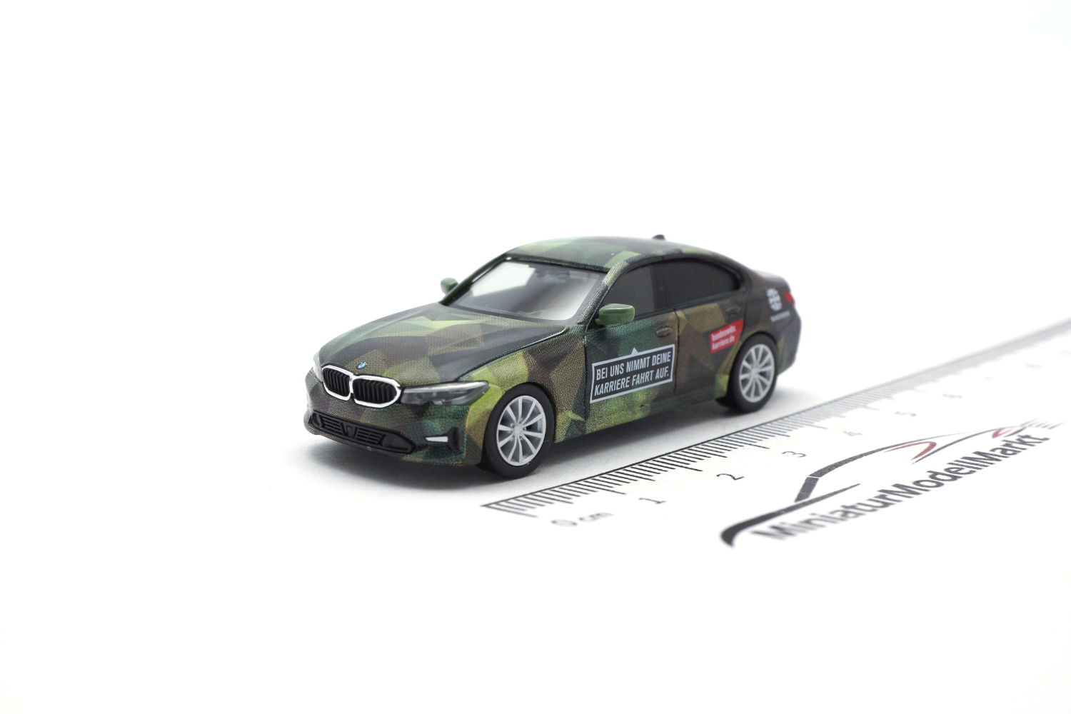 Herpa 746885 BMW 3er Limousine Bundeswehr Personal 1:87