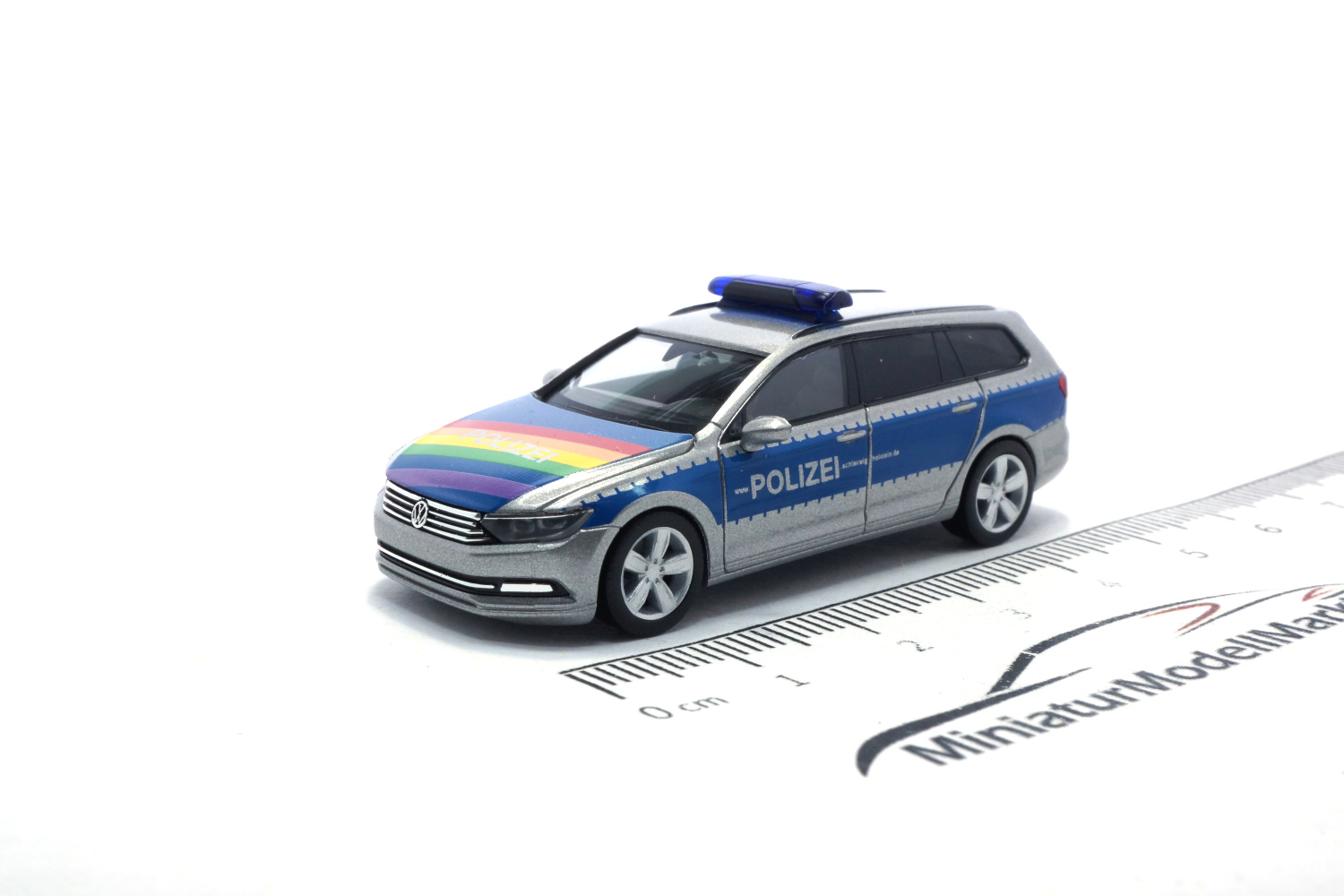 Herpa 940351 VW Passat Variant Polizei Lübeck - Vorbestellung 1:87