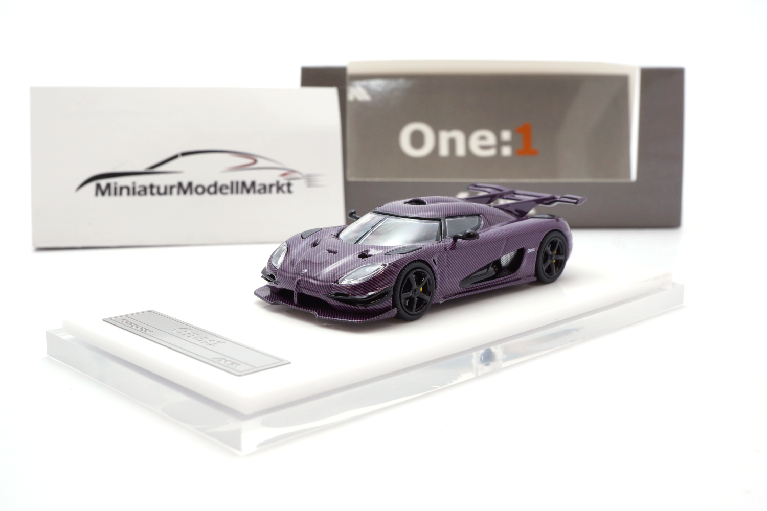 HKM one-02 Koenigsegg One:1 - Carbon/Purple 1:64