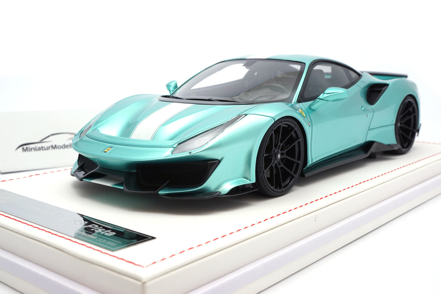 IVY IVY1812-VS Novitec Ferrari 488 Pista - Verde Scuro 1:18