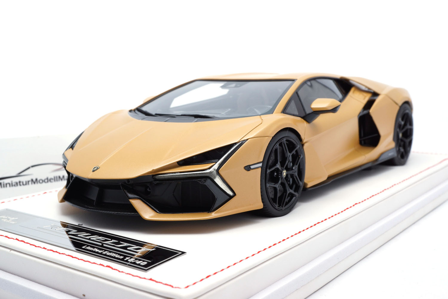 IVY AB613 Lamborghini Revuelto - Matt Gold 1:18