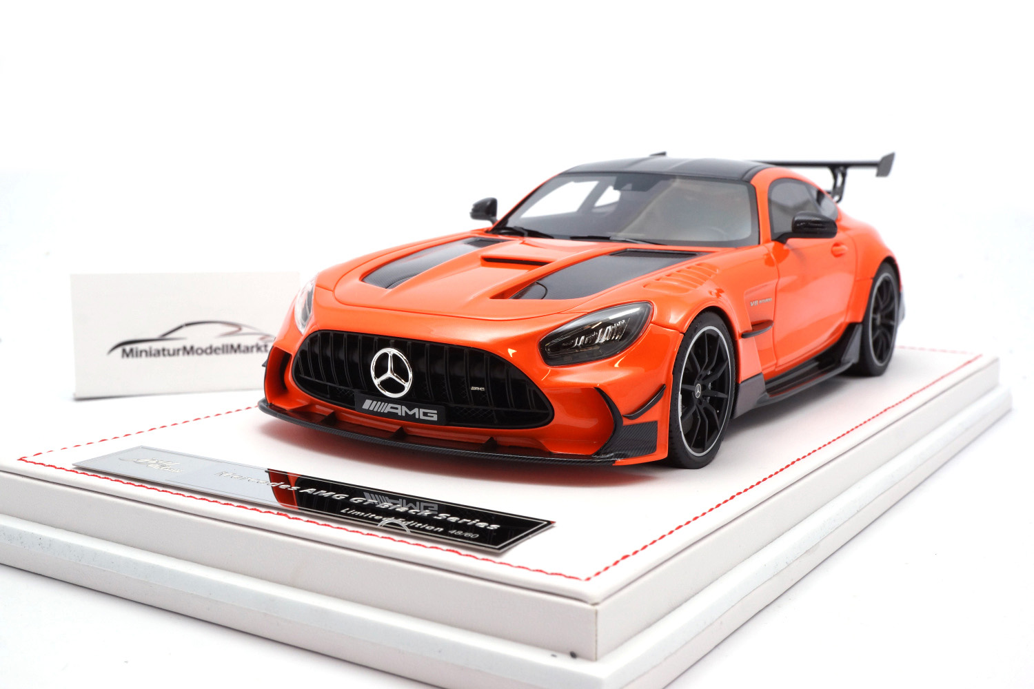 IVY IM1824D Mercedes-AMG GT Black Series - Orange 1:18