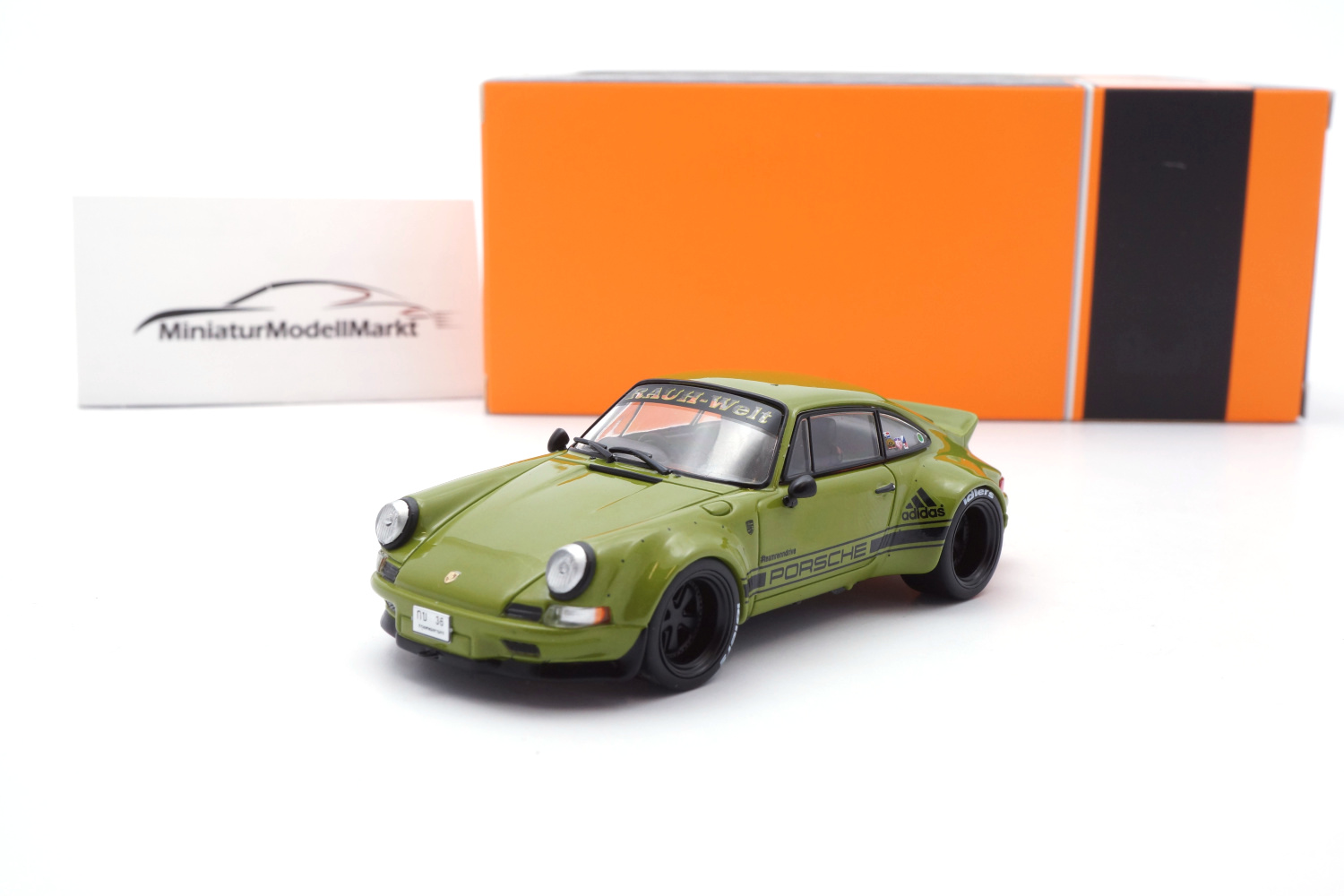 IXO MOC309 Porsche 911 RWB, oliv, RHD 1:43